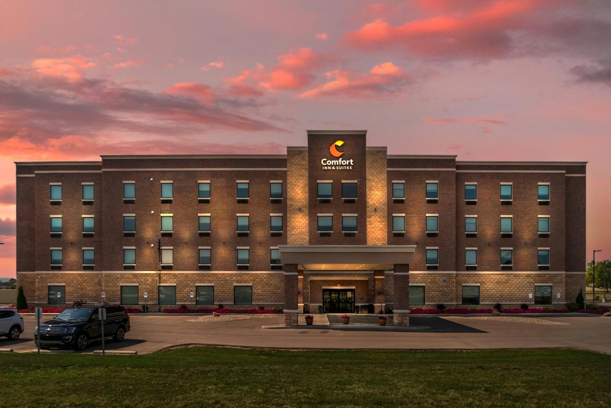 Comfort Inn & Suites Adrian ภายนอก รูปภาพ