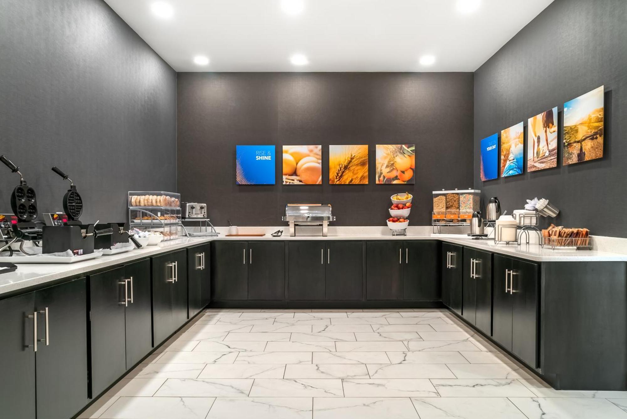 Comfort Inn & Suites Adrian ภายนอก รูปภาพ